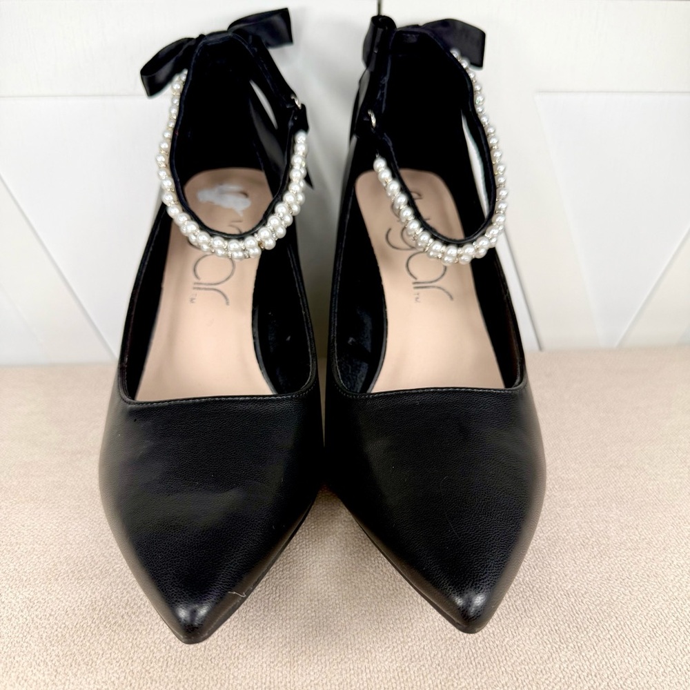 Sugar Black Faux Leather Pointed Toe Block Heel with Pearl Strap and Bow Size 11